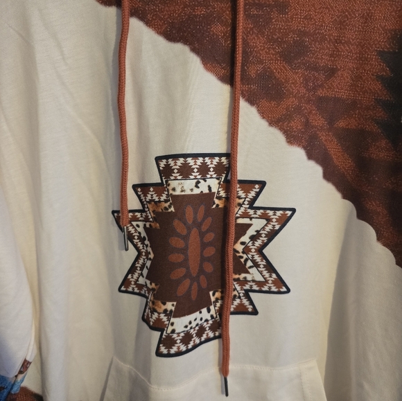 Geo print womans size large lightweight hoodie with pocket brown and cream - Picture 3 of 4